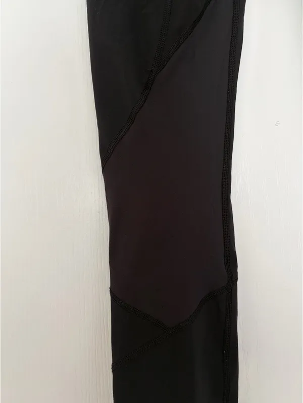 Black Lululemon Cropped Leggings - Image 4