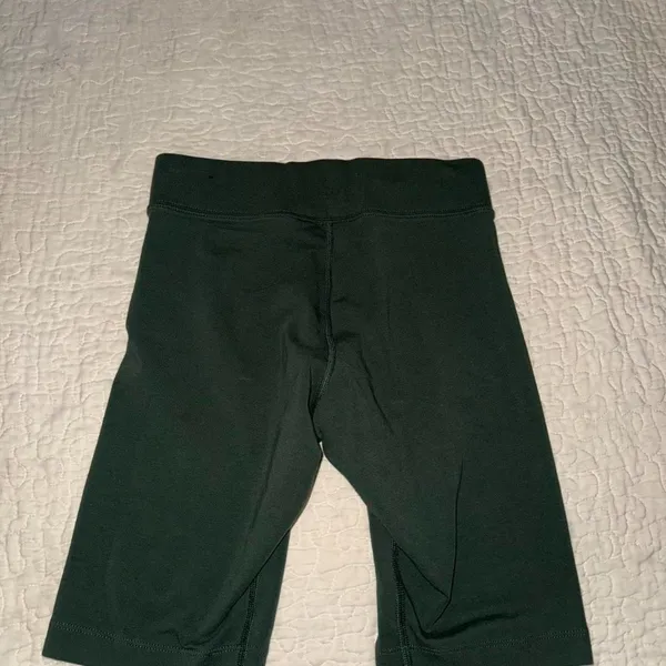 Green Nike Biker Shorts Xs‎ - Image 2