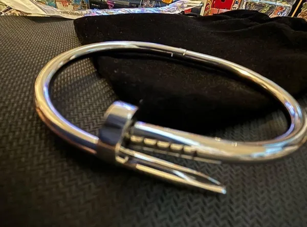 Nail bangle bracelet - Image 2