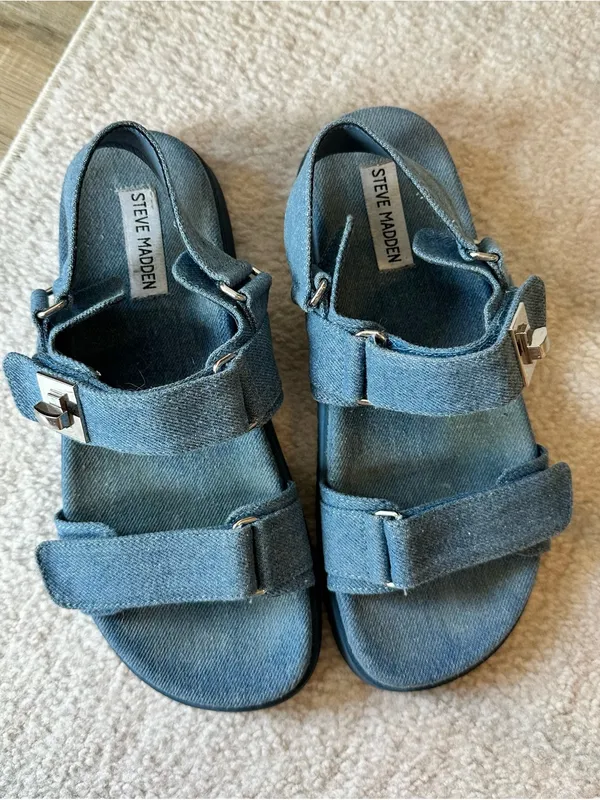 Steve Madden Mona Denim Blue Buckle Sandals - Image 4