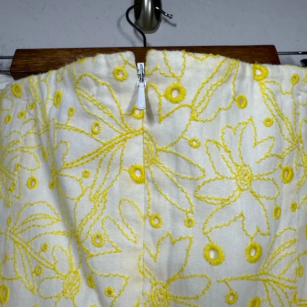 Lilly Pulitzer Blossom Dandelion Embroidered Eyelet Dress Size 2 - Image 6