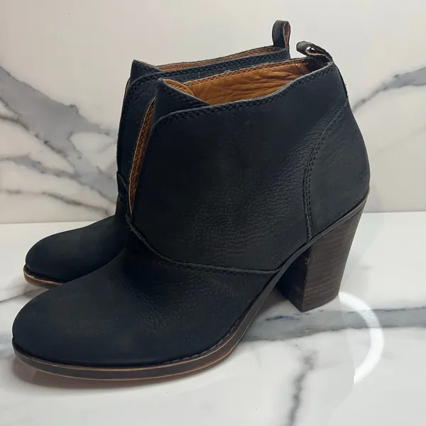 Lucky Brand Women's Black Leather Ehleen Boots Sz 8 Festival Boho Minimalist - Image 3