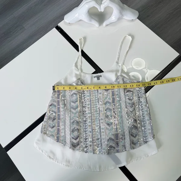 ✨ Charlotte Russe Sequin Cami Top Geometric Beaded Crop Tank White XS ✨💋💋 - Image 11