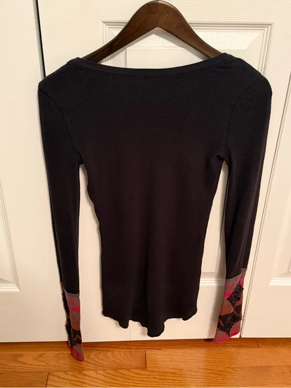 Rare Free People Black Kombucha Cuff Thermal ASO Vampire Diaries - Image 3