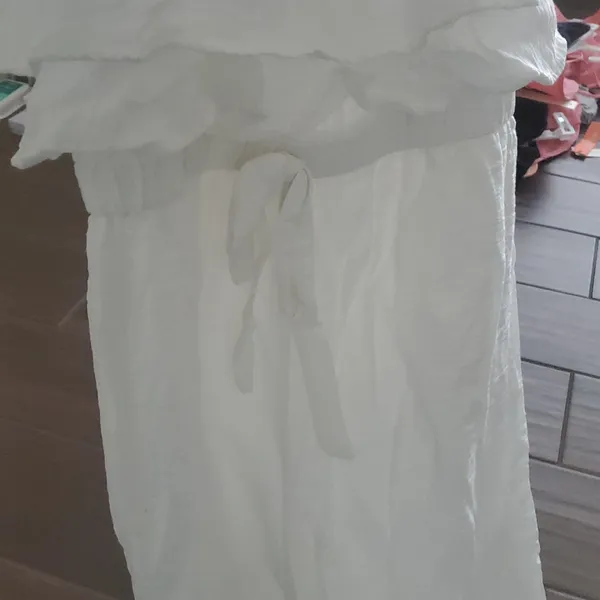 Luca +Grae White Ruffled Strap Crop  Jumpsuit Size Medium - Image 3