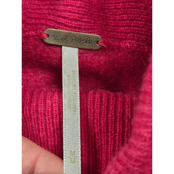 Free People Ottoman Slouchy Tunic Size M 100% cashmere Bright Pink Sweater - Image 6