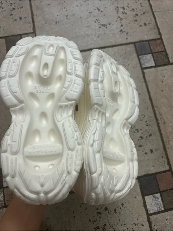 NEW EVA breathable lightweight women casual shoes size 7 - Image 6