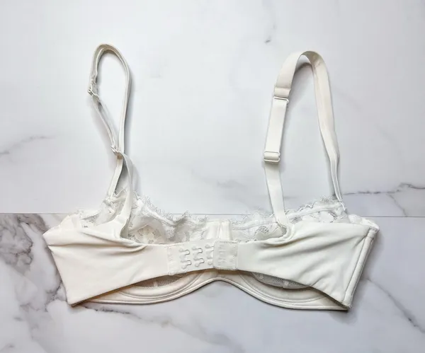 Femme Lace Balconette Bra - Image 4