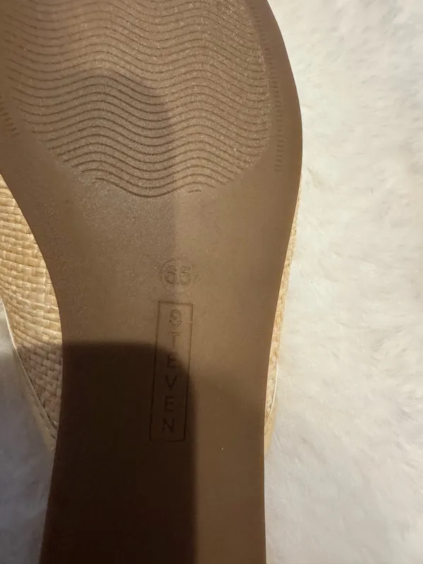 Steven New York Flats Tan Size 6.5 - Image 4
