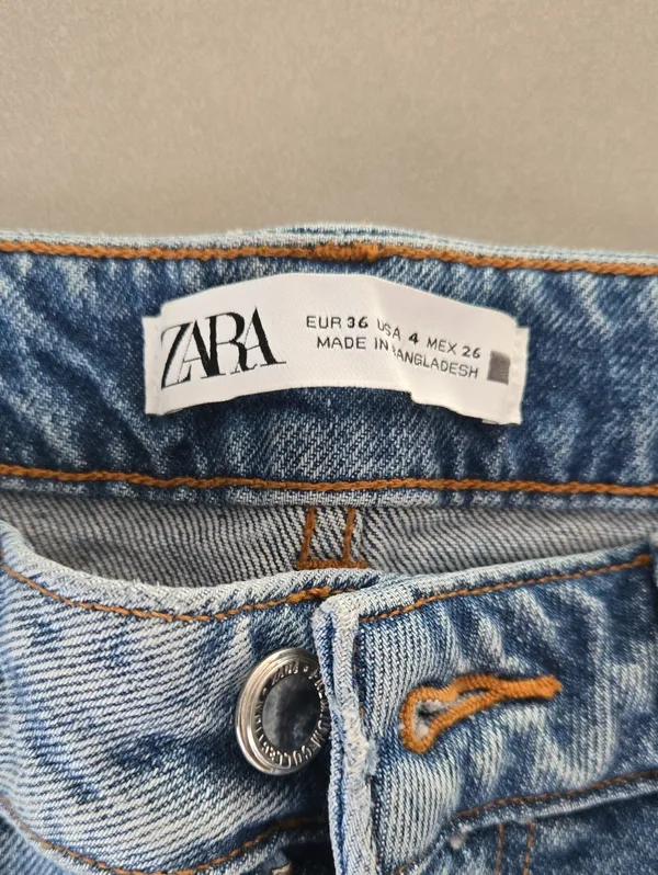 Zara Light Blue Distressed Boyfriend Jeans Size 4 - Image 8