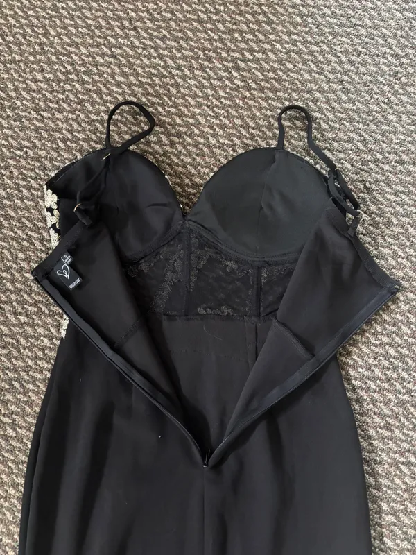 Windsor Black and gold dress - Image 3