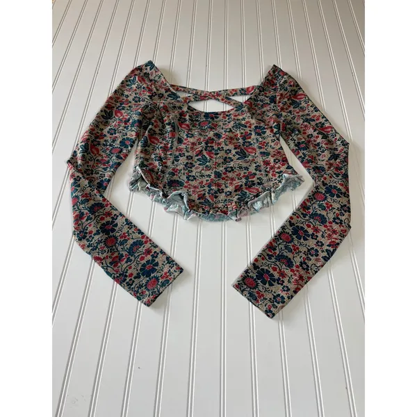 Free People Melanie Long Sleeve Top Floral Long Sleeve Ruffle Crop Back Cross M - Image 3