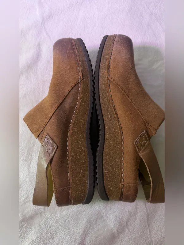 Dansko Chestnut Brown Leather Slingback Clogs - Image 8
