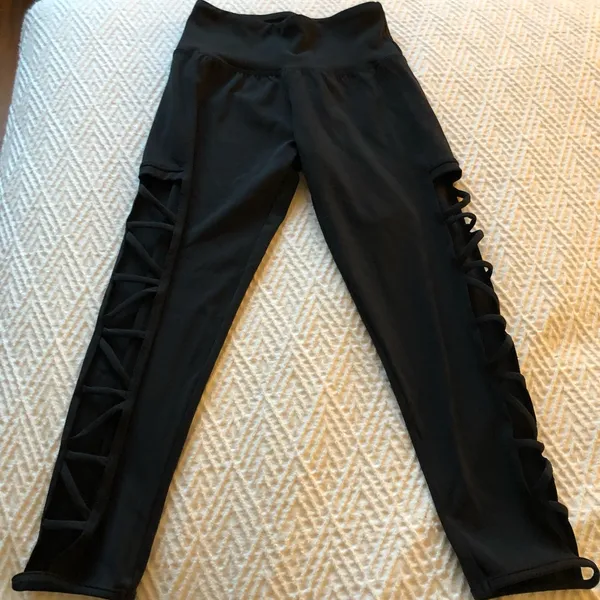 Brazil Wear workout capris leggings size XS - Image 2