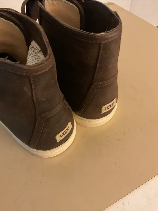 UGG Women's Dark Brown leather High-Top Sneakers with Ribbon Laces US 8.5 - Image 3