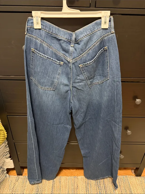 Old Navy Baggy Wide Leg Jeans - Image 3