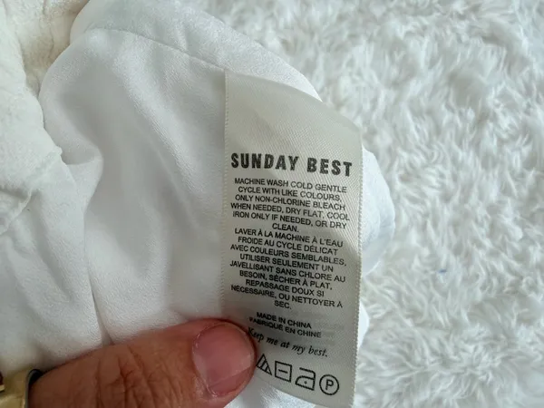 Sunday Best by Aritzia White Crepe Lounge Pocket Shorts - Image 3