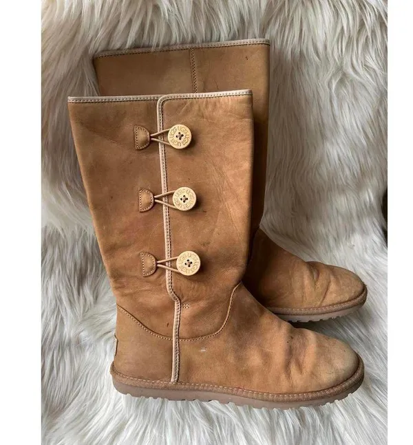 UGG Classic Button High Boots - Light Brown size 9 - Image 2
