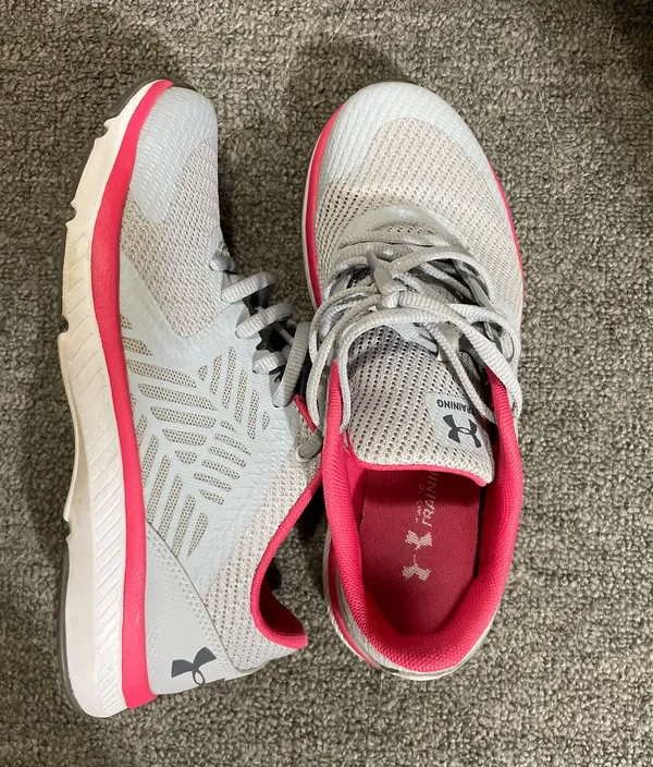 Under Armour Shoes - Image 2