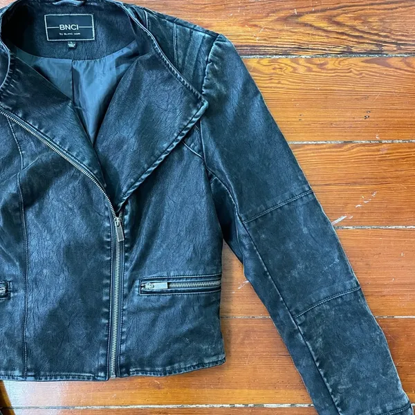 Blanc Noir BNCI Faux Leather Asymmetrical Zip Sleeve Moto Jacket Sz L 💚🎀 - Image 2