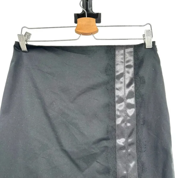 Wolford Black Pencil‎ Skirt Front Slit Satin and Lace Stripe Trim Size US 6 - Image 2