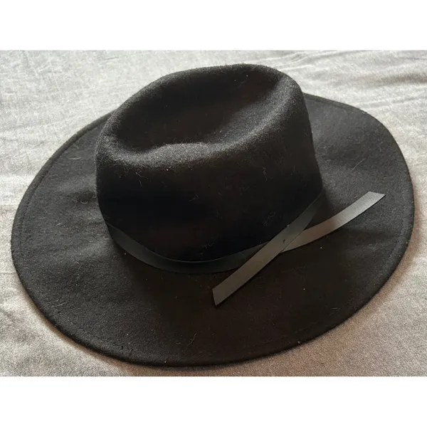 Universal Threads Black 100% Wool Wide Brim Fedora Hat with Faux Leather Band - Image 3