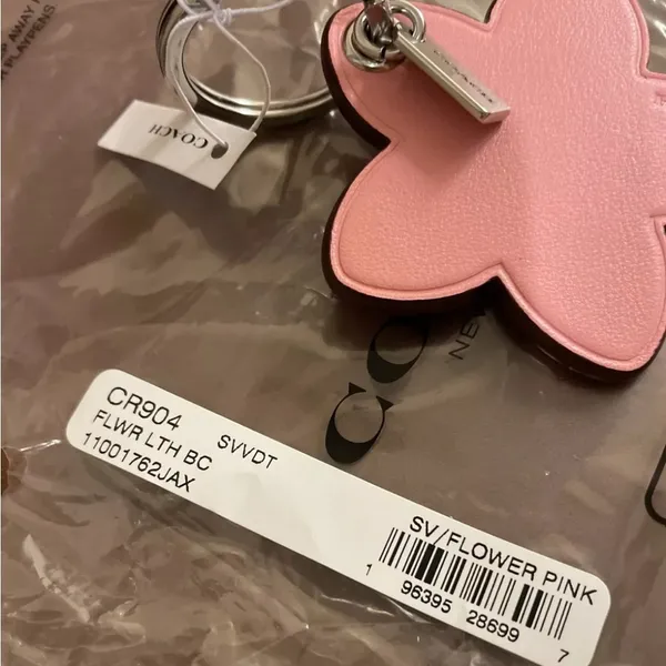 NWT Coach Flower Bag Charm - Image 3