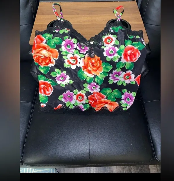 Vs pink floral slip vintage - Image 2