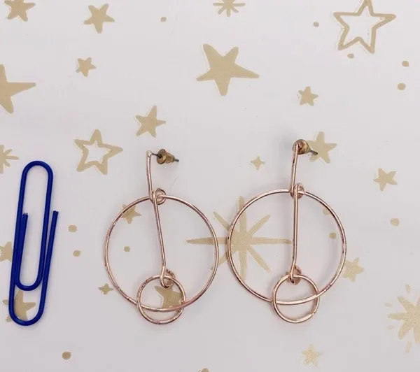 Modern rose gold dangle Earrings - Image 3