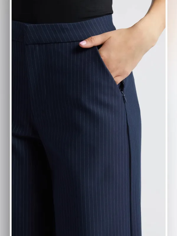 NEW Good American Stripe Ponte Knit Wide-Leg Trousers – Size 32 Plus Size - Image 3