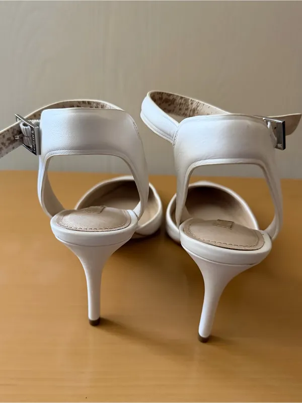 Louise et Cie Womens 7.5 White Leather D’Orsay Pumps Pointed Toe Ankle Strap - Image 5