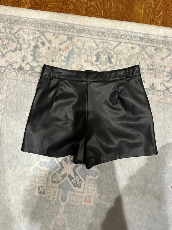 Leather Shorts Black - Image 2