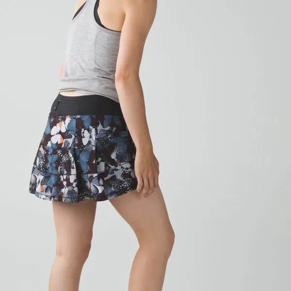 Lululemon Pace Rival Skirt Biggie So Fly Butterfly Pizzazz Print‎ Size 4 - Image 2