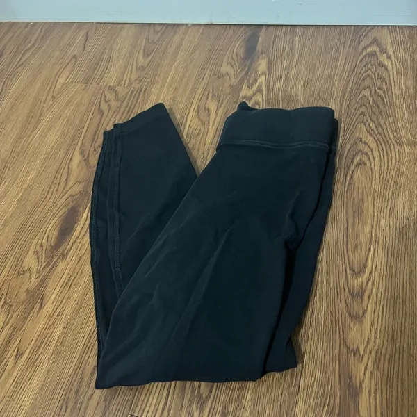 Nike Black Sportswear Essential 7/8 Mid Rise Leggings Size XS - Image 2