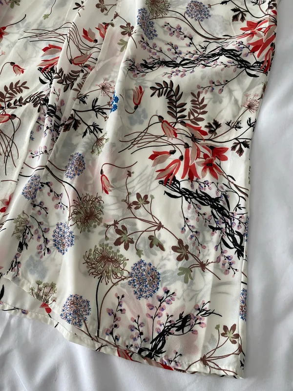 White Kimono With Foliage Print - Image 4