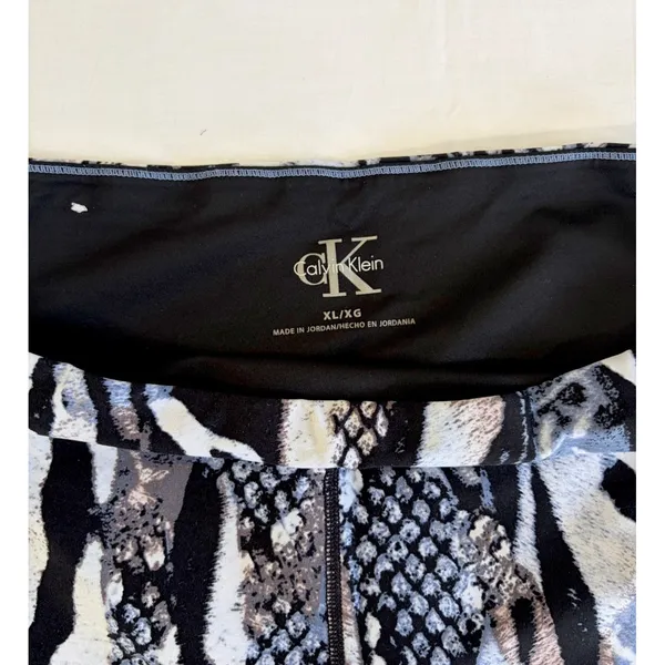 Calvin Klein‎ Biker Shorts Athleisure Workout Designer Chic Size XL - Image 7