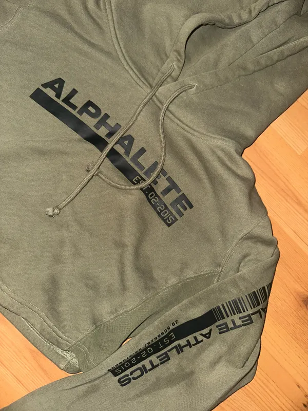 Alphalete Cropped Hoodie - Image 2