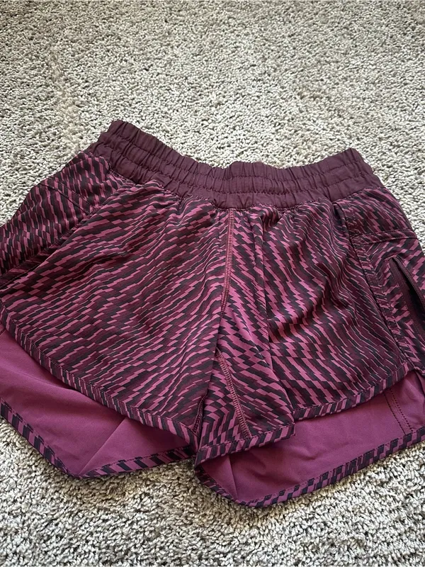lululemon athletica Maroon Patterned Running Shorts - Image 2