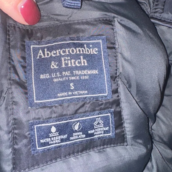 Abercrombie & Fitch down insulated puffer coat S - Image 2
