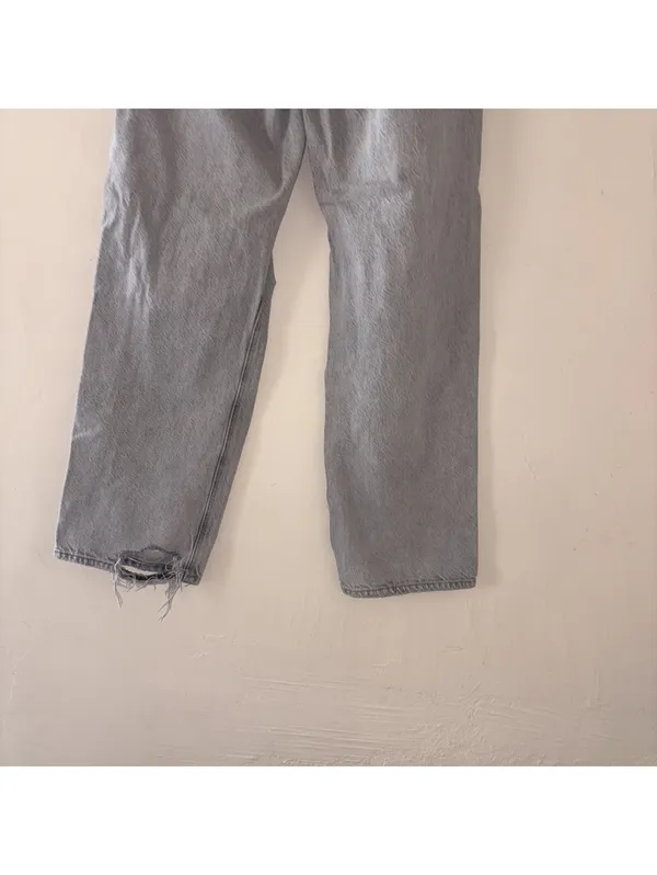 American Eagle 90s Straight Distressed Grey Jeans - Women’s Size 12 - Image 4