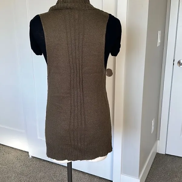 Frenchi Vest Green - Image 3