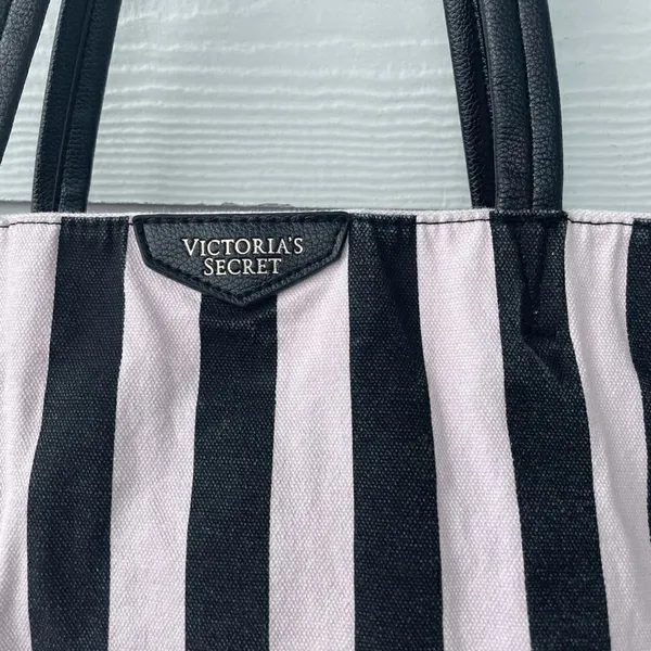 Victoria’s Secret Jean tote bag - Image 2