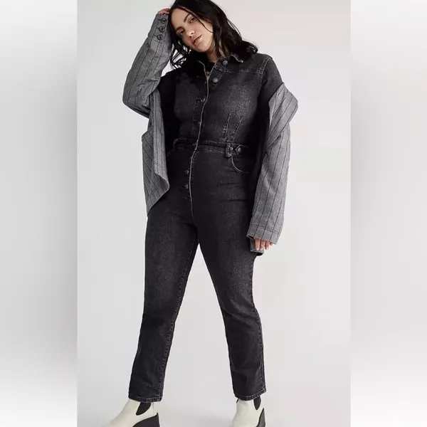 Free People We The Free CRVY Scandalous‎ Black Denim Coverall Jumpsuit Size 12 - Image 2