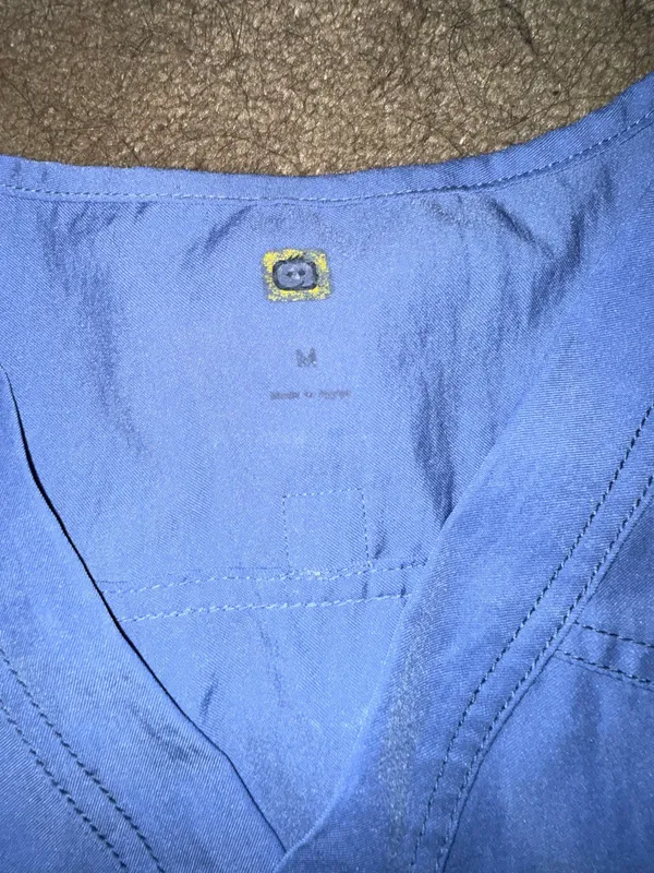 Scrub set Blue Size top - Image 3