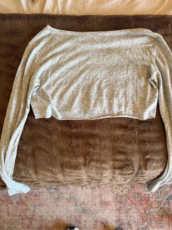 Edikted Crop Long Sleeve Top - Image 3