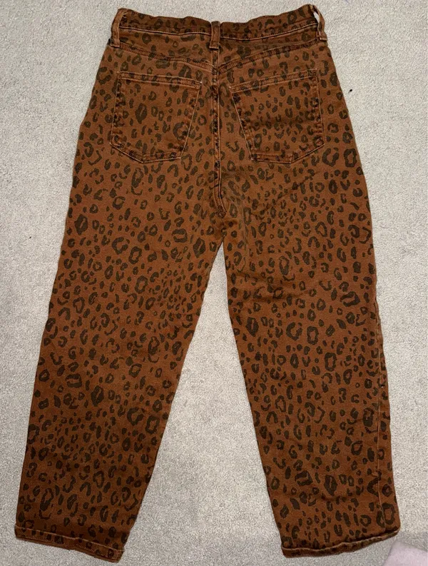 Brown Leopard Print High Rise Jeans – Statement Denim – Size 4 - Image 3