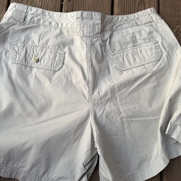 Columbia Women's Beige Hiking Cotton Shorts Lightweight Size 14 - Image 5