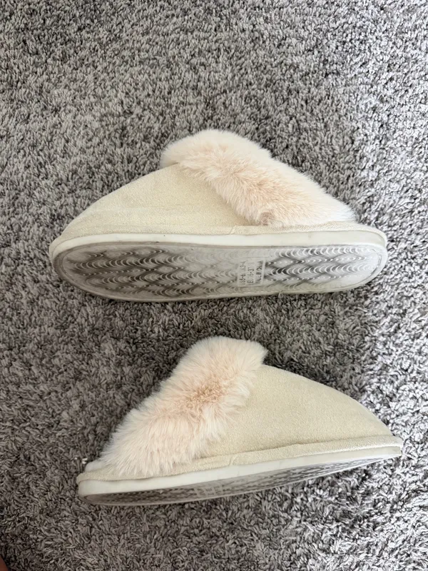 Slippers Tan Size 6 - Image 3