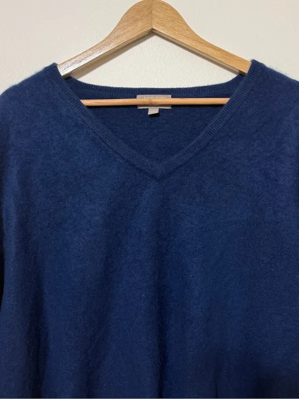 J CREW Cashmere relaxed V-neck Sweater Size Large Blue BA394 - Image 4