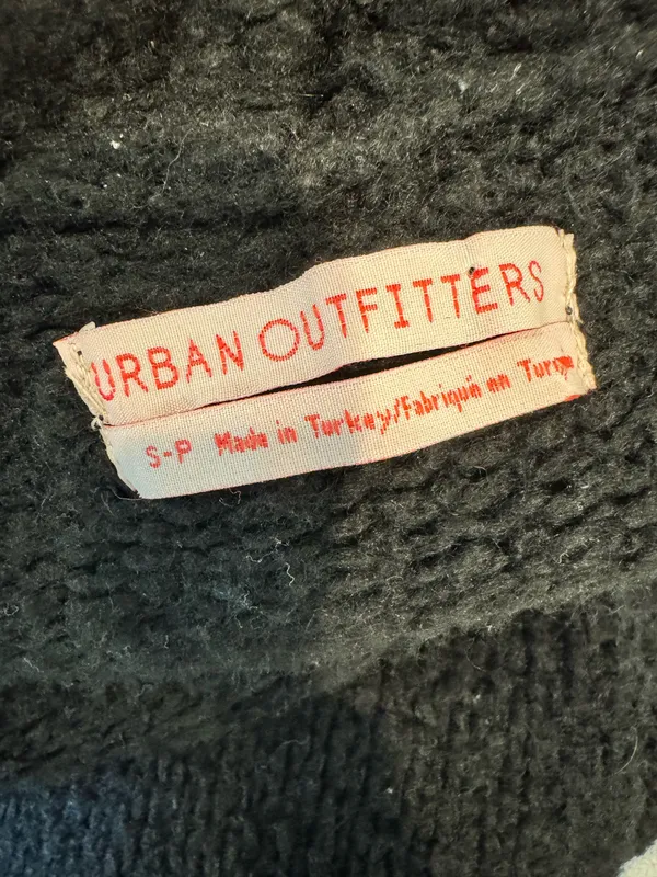 Urban Outfitters Black Furry Cardigan Vneck Sweater S Oversized - Image 4